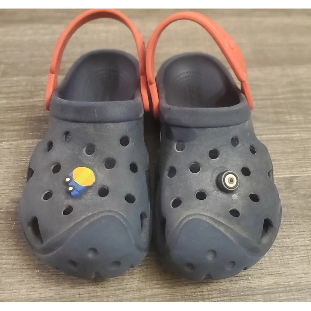 Crocs Swiftwater‎ Clogs Youth Size 13 Navy Red